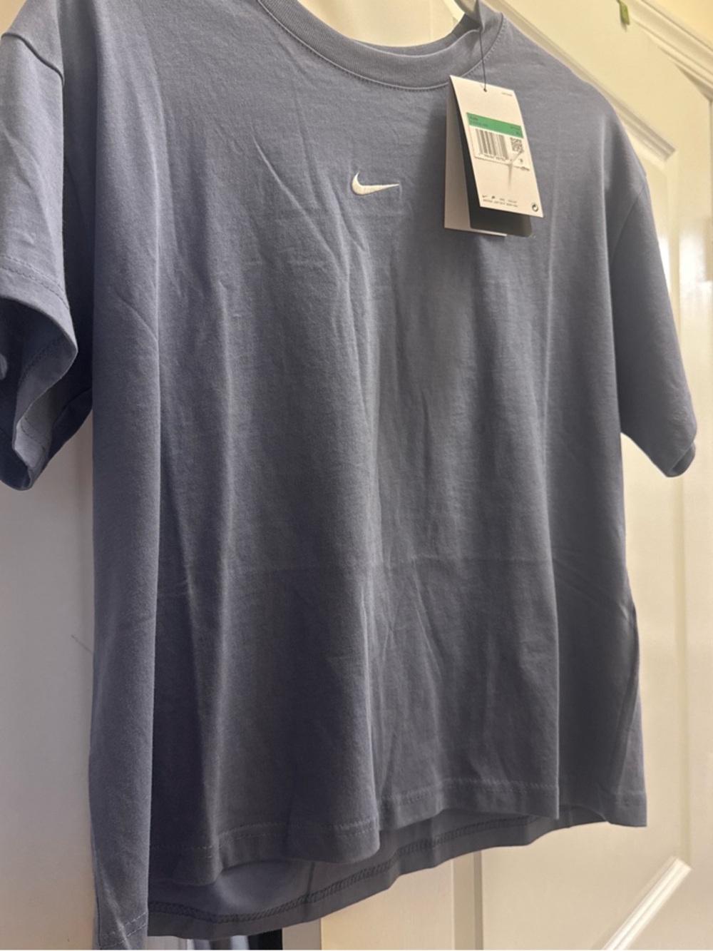 Nike Men’s Short Sleeve T-Shirt in Dusty Blue with White Swoosh